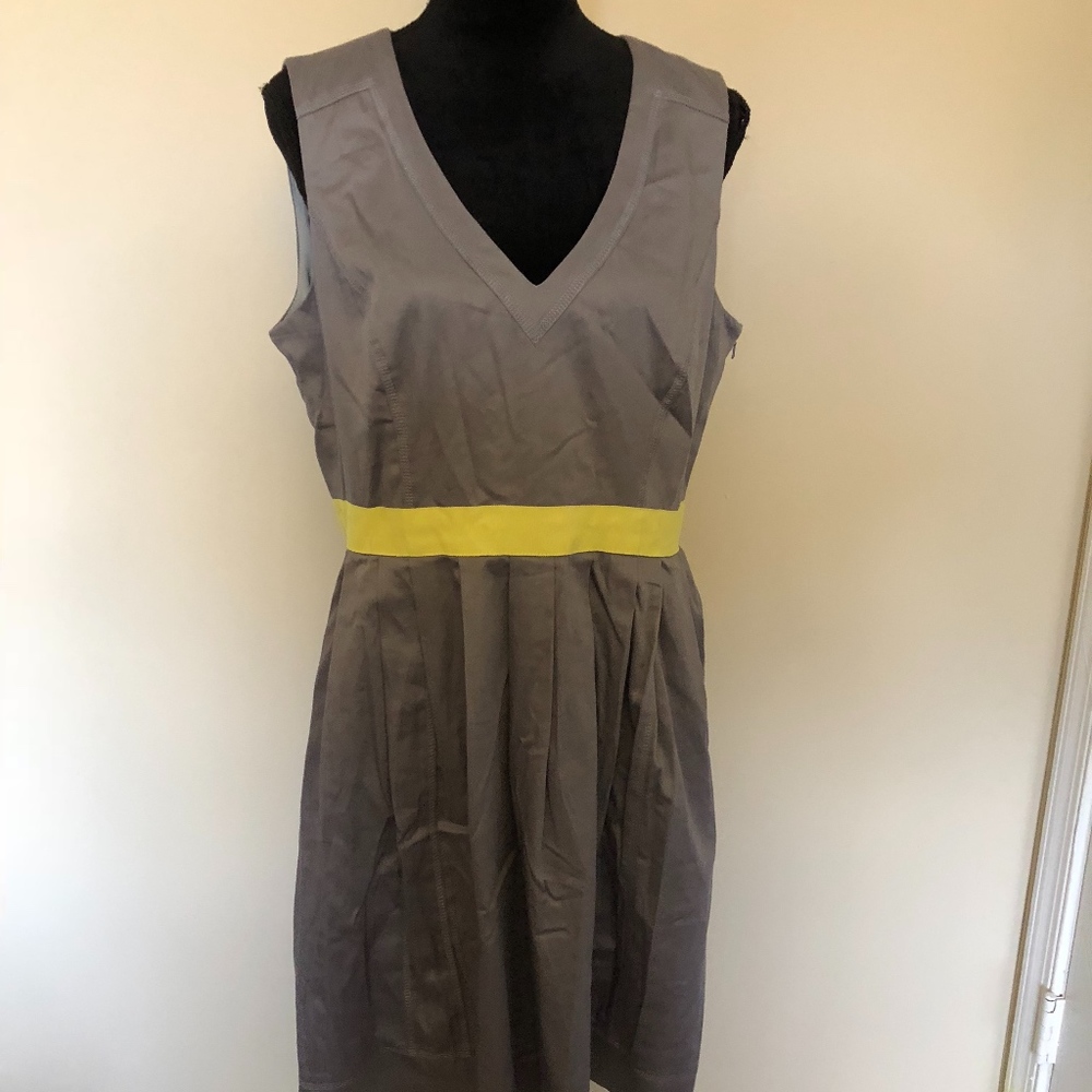 Nine West grey dress with yellow ribbon detailing